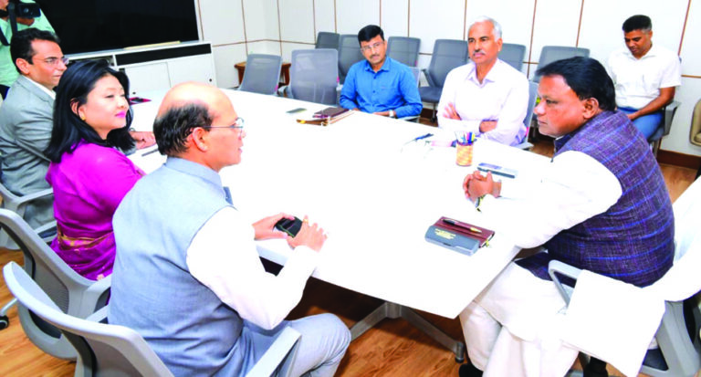 IFS officers met CM