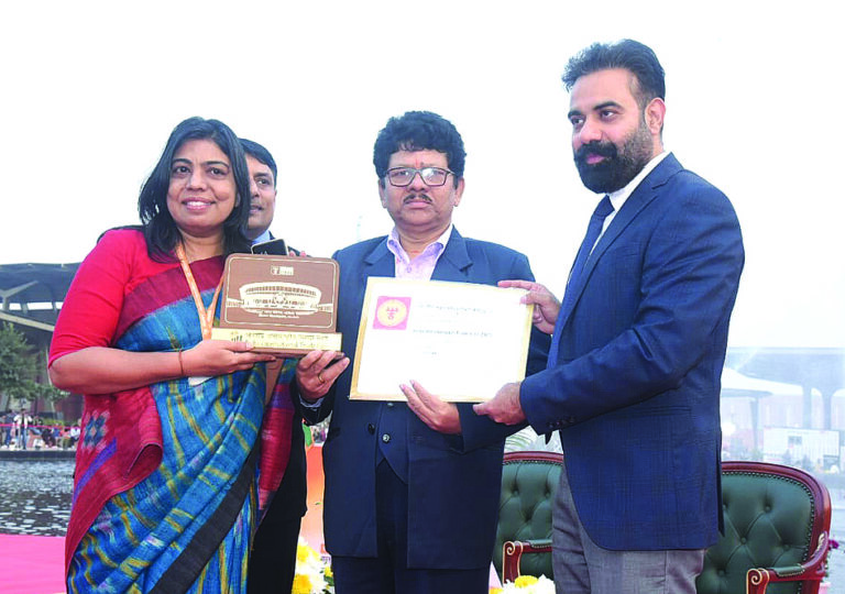 Best Award tp Odisha pavillion