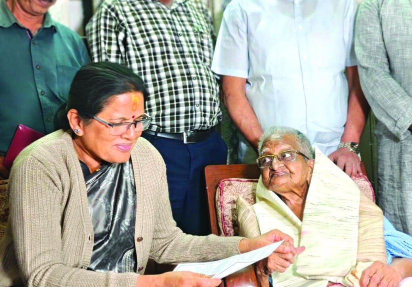 Pravati Parida met Dr. Laxmi Bai