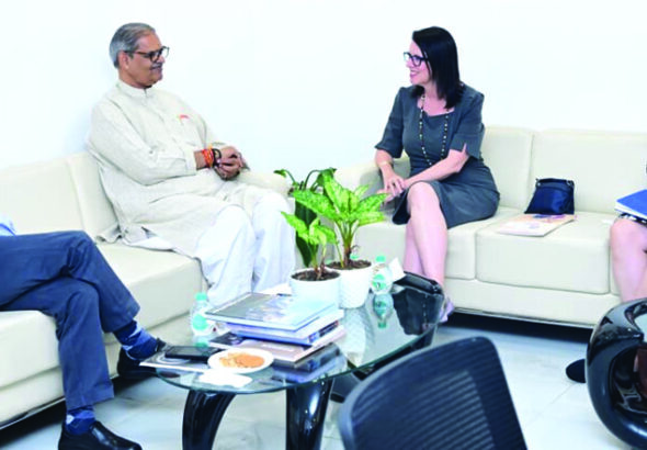 US Consul General met Deputy CM