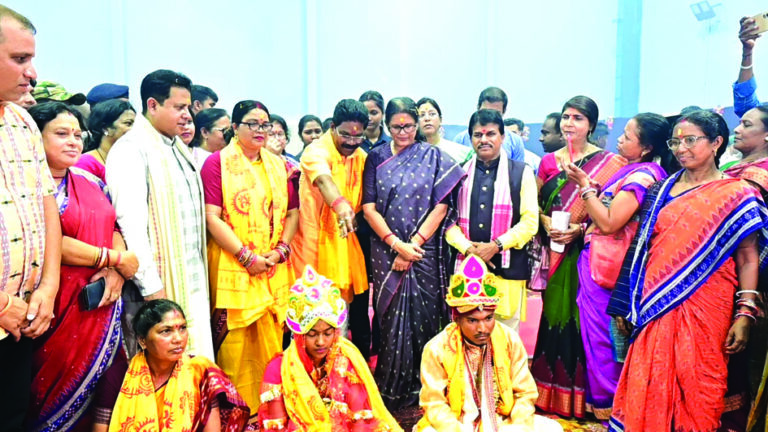 Dy CM Pravati Parida blesses newly married couples
