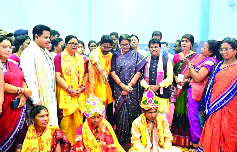 Dy CM Pravati Parida blesses newly married couples