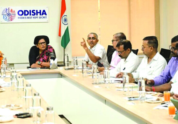 Tourism development projects review by Deputy CM
