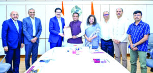 Kumar Mangalam Birla meets CM