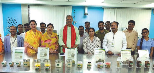 K V SinghDeo at Baranasi Rice Research